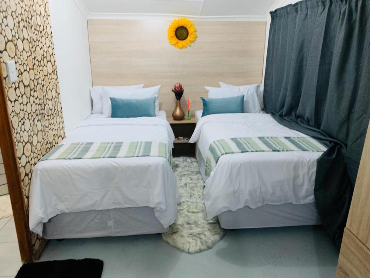 Corgi Guest House Johannesburg Exterior photo